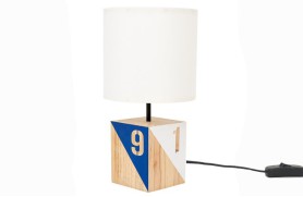 Holzlampe